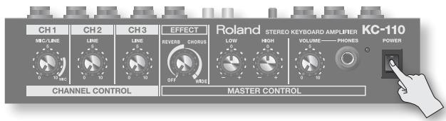 CH1 CH2 CH3 EFFECT Roland STEREO KEYBOARD AMPLIFIER KC-110 MID/LINE LINE LINE REVERS CHORUS LOW HIGH VOLUME—PHONES POWER CHANNEL CONTROL MASTER CONTROL