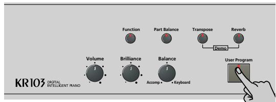 ROLAND KR103 - Sélectionner des programmes utilisateurs avec le pied - 2