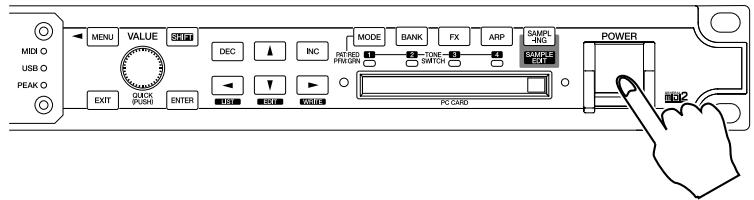 ROLAND FANTOM XR - Mise sous tension - 1