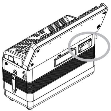 ROLAND FR-3X WH - Brancher une mémoire USB optionnelle - 1