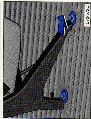 VOLKSWAGEN TRANSPORTER - Repose du strapontin - 1