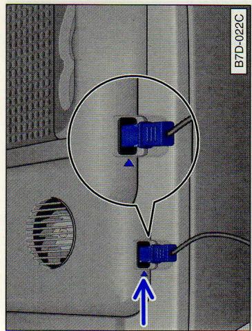 VOLKSWAGEN TRANSPORTER - Attention - 1