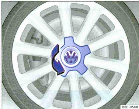 VOLKSWAGEN GOLF PLUS - Enjoliveur central - 2