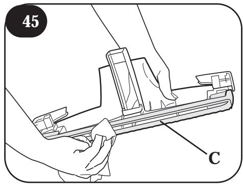 HOOVER HARD FLOOR CLEANER - Cleaning the nozzle - 3