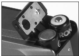 KOMPERNASS EBENCH KH 31 SET APPAREIL PHOTO - Εισαγωγή μπαταριών - 1