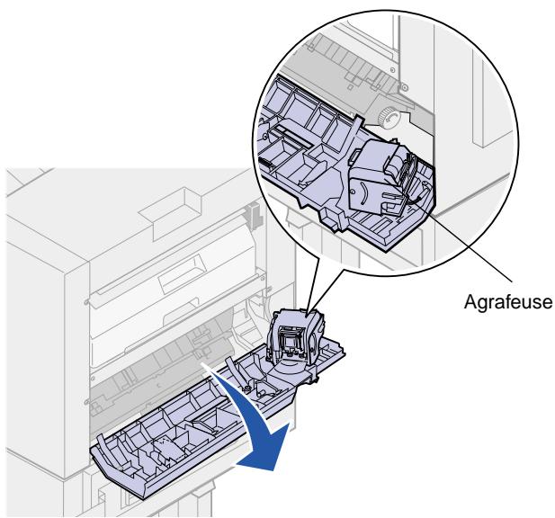 LEXMARK C910 - Elimination des bourrages d'agrafes - 2