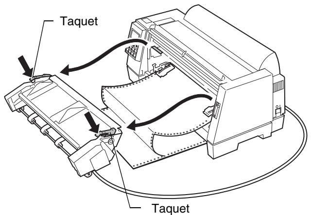 LEXMARK FORMS PRINTER 4227 - Retrait du chargeur du tracteur 2 - 1
