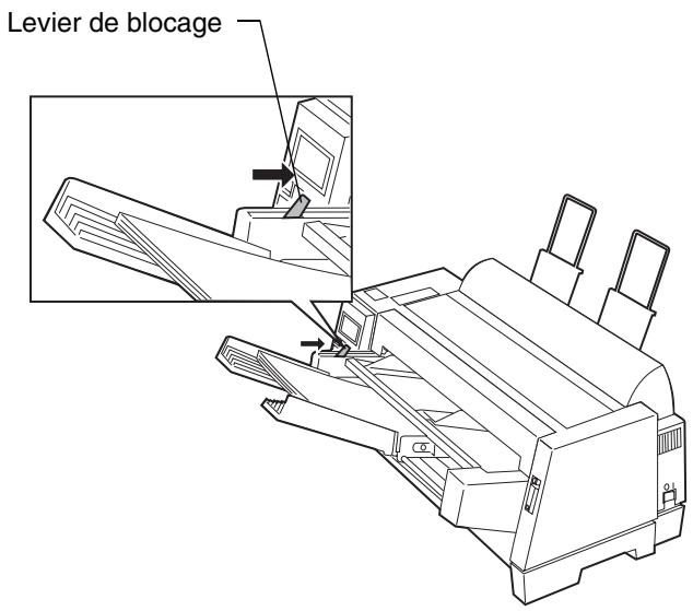 LEXMARK FORMS PRINTER 4227 - Repoussez le levier de blocage vers l'imprimante. - 1