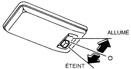 NISSAN PATHFINDER 2003 - PLAFONNIERS (si le vehicule en est équipé) - 2
