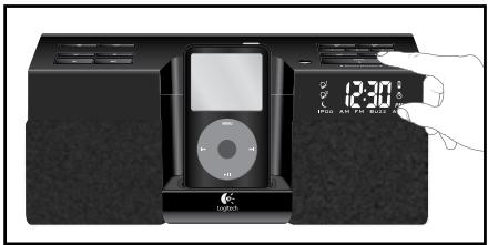 LOGITECH PURE-FI ANYTIME - Adjusting the Volume - 1
