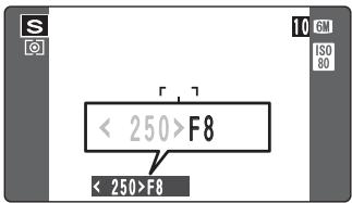 FUJI F810 - Affichage du réglage de vitesse d'obturation et d'ouverture - 1