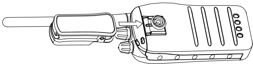 NAVICOM RT-320 - Montage du clip ceinture - 1
