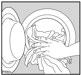 ZANUSSI FA623 - Chargement du linge - 1