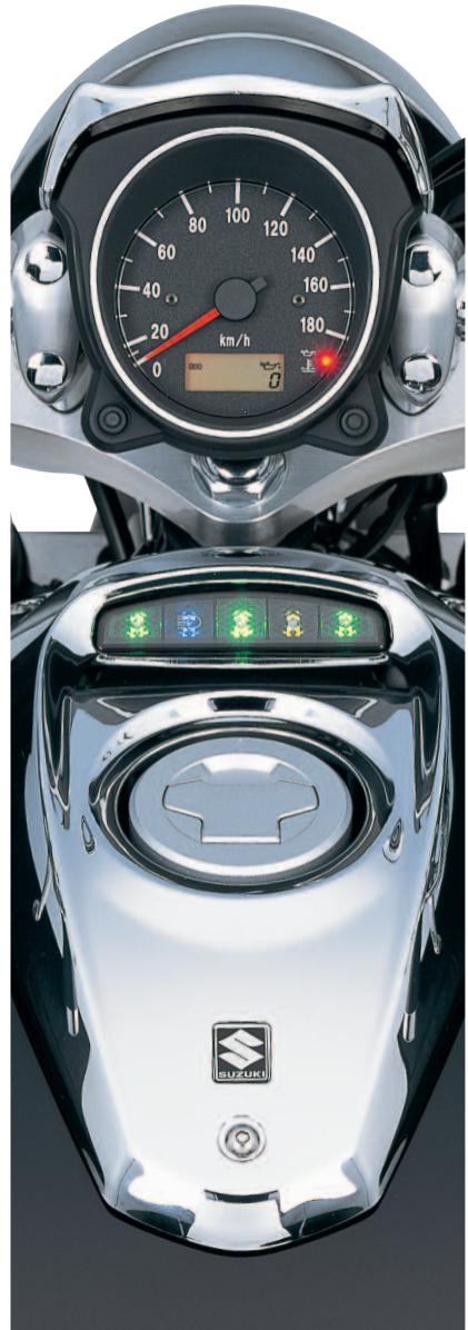 SUZUKI INTRUDER M800 - Custom et moderne à la fois. - 1