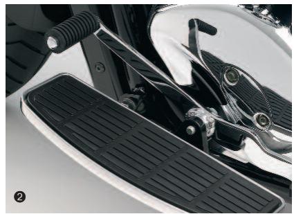 SUZUKI INTRUDER M800 - Le low-rider par excellence. - 2