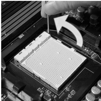 MSI 870-G45 - Installation du CPU et son ventilateur - 1