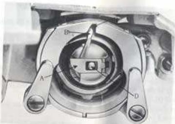 ZENITH SZ 107 - REGLAGE DE LA TENSION DU FIL DE LA CANETTE - 5