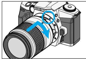 KONICA MINOLTA MAXXUM 5 - Montage de l'objet - 2