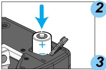 KONICA MINOLTA MAXXUM 5 - Mise en place des piles - 3