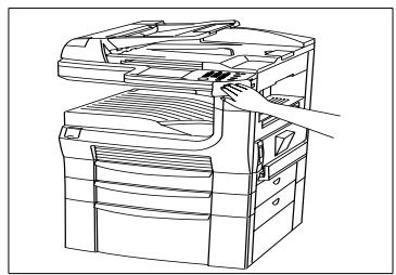 KONICA MINOLTA DI250F - Nettoyage du boîtier - 1