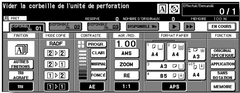 KONICA MINOLTA 7272 - Vidage de la corbeille du kit de perforation PK-110/ 120/120 Type-A - 1
