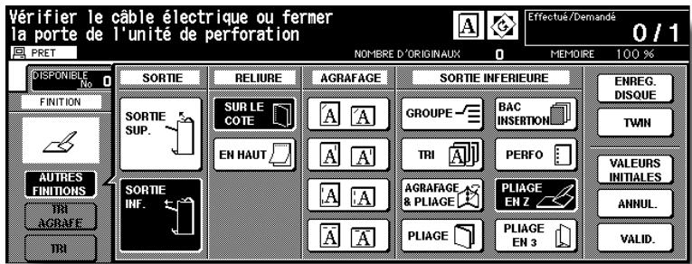 KONICA MINOLTA 7272 - Appuyez sur PLIAGE EN Z pourmettre cette touche en surbrillance. - 1