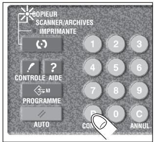 KONICA MINOLTA 7272 - Appuyez sur [P (COMPTEUR)] sur le tableau de commande. - 1