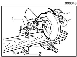 MAKITA LS1013 - Ajuste de la posicion de la linea láser - 2
