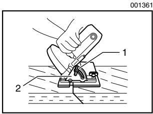 MAKITA 5740NB - PRECAUCIÓN: - 1