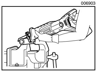 MAKITA BJR182 - UTILISATION - 1