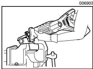 MAKITA BJR182 - OPERACION - 1