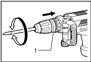 MAKITA HM1O3C3 - Installing or removing the bit - 2