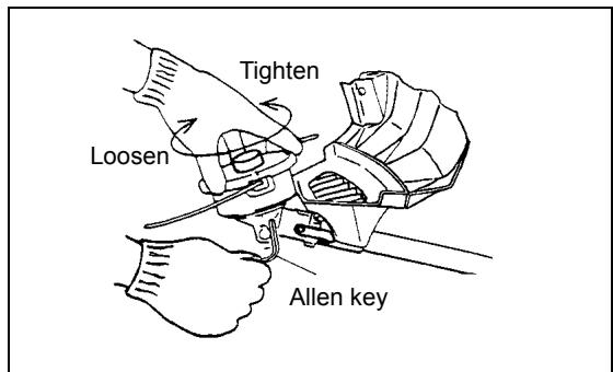 MAKITA DBC260L - With the Allen key still in place - 7