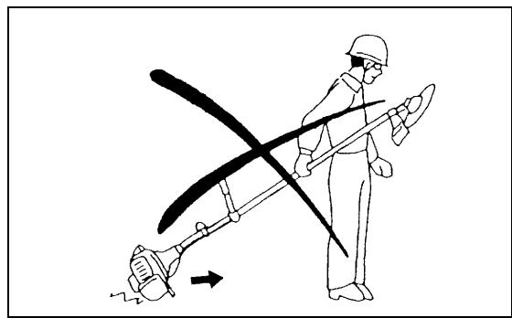 MAKITA DBC260L - Ravitallement - 4