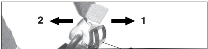 MAKITA DCS5200I - Tightening the saw chain - 4
