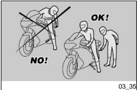 APRILIA DORSODURO FACTORY - Normas basics de seguridad (03_32) - 1