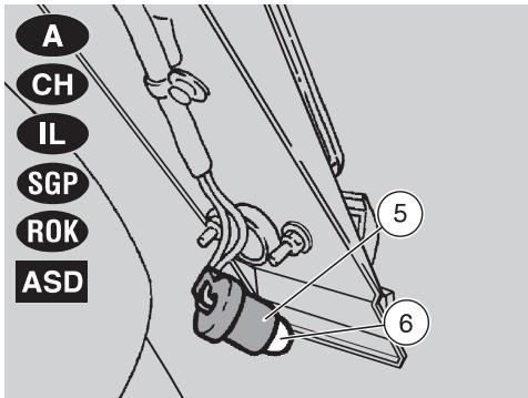 APRILIA SONIC 50 - Replacement des ampoules du FEU arriere - 2