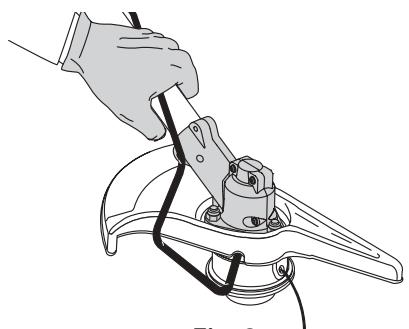 MTD TB475SS - Remoción del accesorio de corte - 2