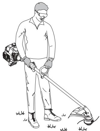 MTD Y765 - HOLDING THE TRIMMER - 2