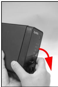ZYXEL NSA310 - Installazione delle unità a disco rigido - 2