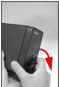 ZYXEL NSA310 - Installer les disques durs - 3