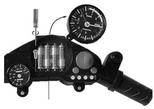 LEXIBOOK JG5000I1 - Colocacao das pilhas - 1