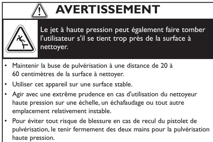 BRIGGS & STRATTON BRIGGS & STRATTON 2700 PSI - Lavage et rincage d'une surface - 1