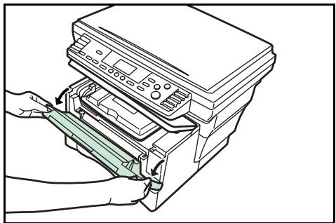 KYOCERA KM-1500 - Ouvrir le couvercle avant. - 1