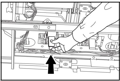 KYOCERA TASKALFA 620 - Replacing Staples - 8