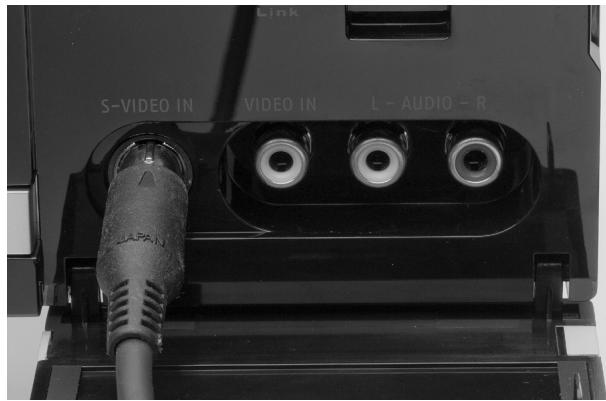 MEDION DVD RECORDER MD 82999 - Connector sur S-VIDÉO IN - 1
