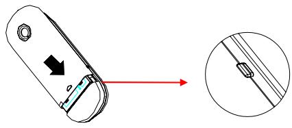 MEDION SMARTPHONE MD 96580 - Vorbereitungerbiegen oder Verkratzen Sie ihre Speicherkarte oder SIM-Karte nicht.

Setzen Sie ihre Speicherkarte und SIM-Karte keiner staatlichen Elektrizität, Wasser oder Schmutz aus.

Da die Speicherkarte unter der SIM-Karte sitzt, müssen Sie die Speicherkarte zuerst einlagen.

1. Drehen Sie Ihr Telefon mit der Rückseite nach oben und drücken Sie leicht auf die hinter Abdeckung. Schieben Sie die Abdeckung nach oben, bis die Markierung auf der rechten Seite mit der am Telefonkorper übereinstimmt. Dann behmen Sie die Abdeckung ab. Schieben Sie die Speicherkarte in die Speicherkartenhalterung, wobei die Metallkontakte nach unten und in das Telefon zeigen müssen.

![](images/01890cbf0588785cf698043bfdadf6d102b6dcd4cecca63318c958133b33c162.jpg)


Akku einlagenpeicherkarte oder SIM-Karte nicht.

Setzen Sie ihre Speicherkarte und SIM-Karte keiner staatlichen Elektrizität, Wasser oder Schmutz aus.

Da die Speicherkarte unter der SIM-Karte sitzt, müssen Sie die Speicherkarte zuerst einlagen.

1. Drehen Sie Ihr Telefon mit der Rückseite nach oben und drücken Sie leicht auf die hinter Abdeckung. Schieben Sie die Abdeckung nach oben, bis die Markierung auf der rechten Seite mit der am Telefonkorper übereinstimmt. Dann behmen Sie die Abdeckung ab. Schieben Sie die Speicherkarte in die Speicherkartenhalterung, wobei die Metallkontakte nach unten und in das Telefon zeigen müssen.

![](images/01890cbf0588785cf698043bfdadf6d102b6dcd4cecca63318c958133b33c162.jpg)



Drehen Sie Ihr Telefon mit der Rückseite nach oben und drücken Sie leicht auf die hinter Abdeckung. Schieben Sie die Abdeckung nach oben, bis die Markierung auf der rechten Seite mit der am Telefonkorper übereinstimmt. Dannnehmen Sie die Abdeckung ab. - 3
