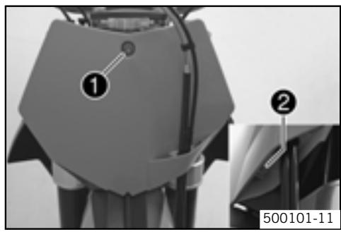 KTM 530 XCR-W USA - Pose de la plaque frontale (XCR-W USA) - 1