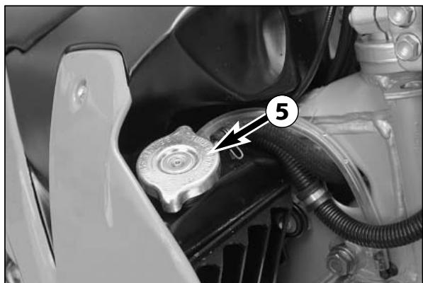 KTM 640 LC4 ENDURO - Remplacement de l'ampoule du feu de position - 5