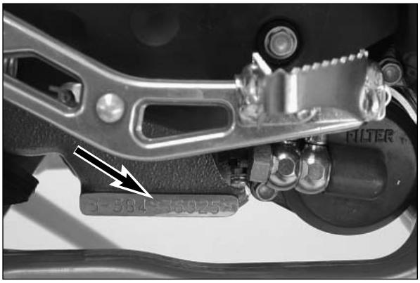 KTM 640 LC4 ENDURO - Emplacement des numéros de série - 1